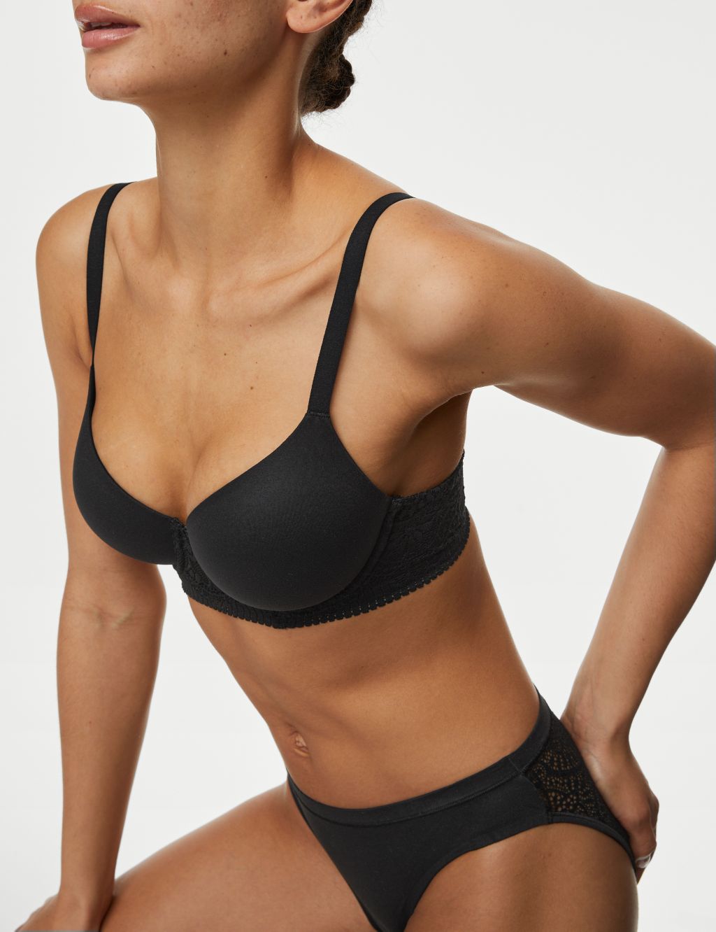 Body Soft™ Wired Full Cup T-Shirt Bra A-E image 3