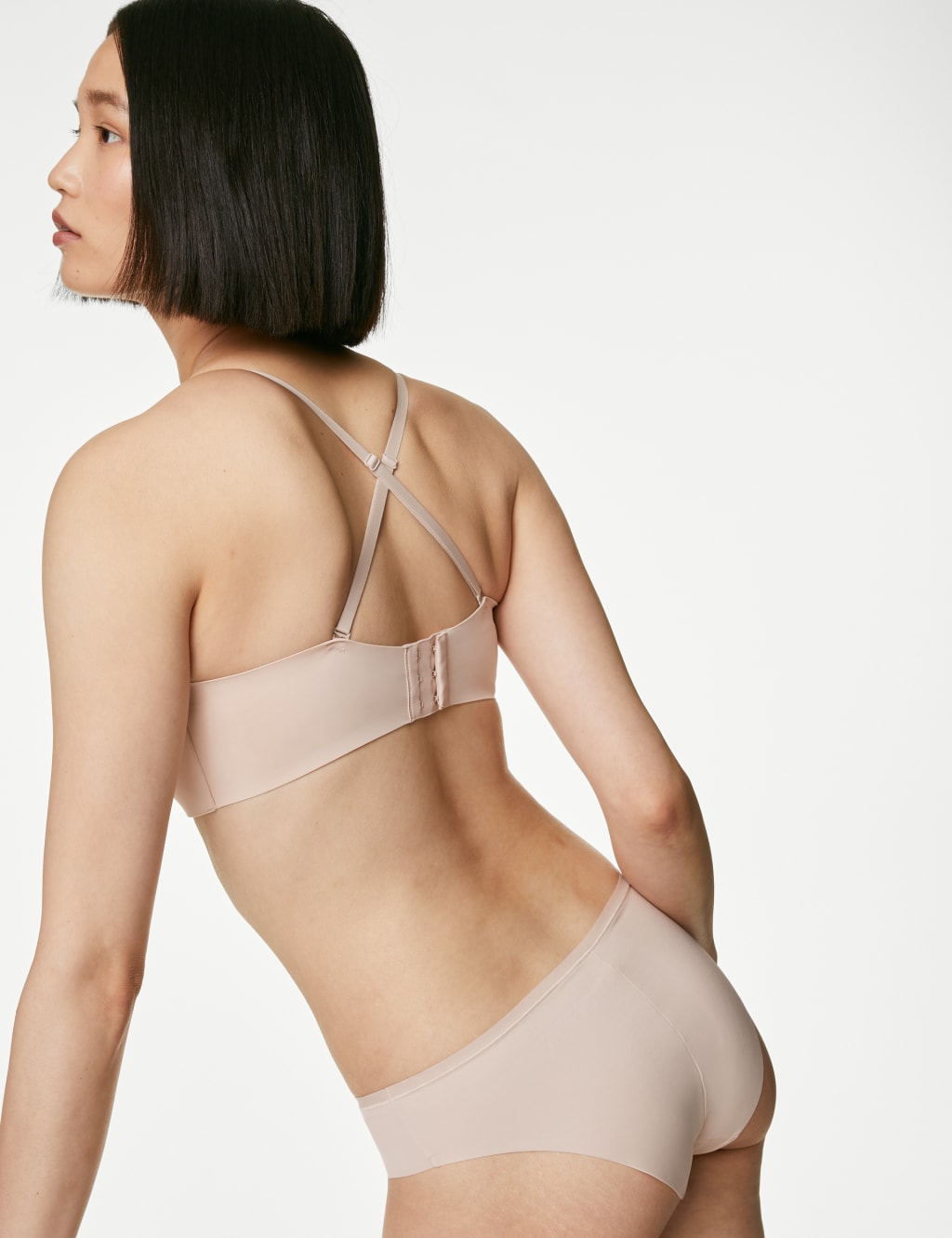 Padded Non Wired Multiway Bra A-E image 5