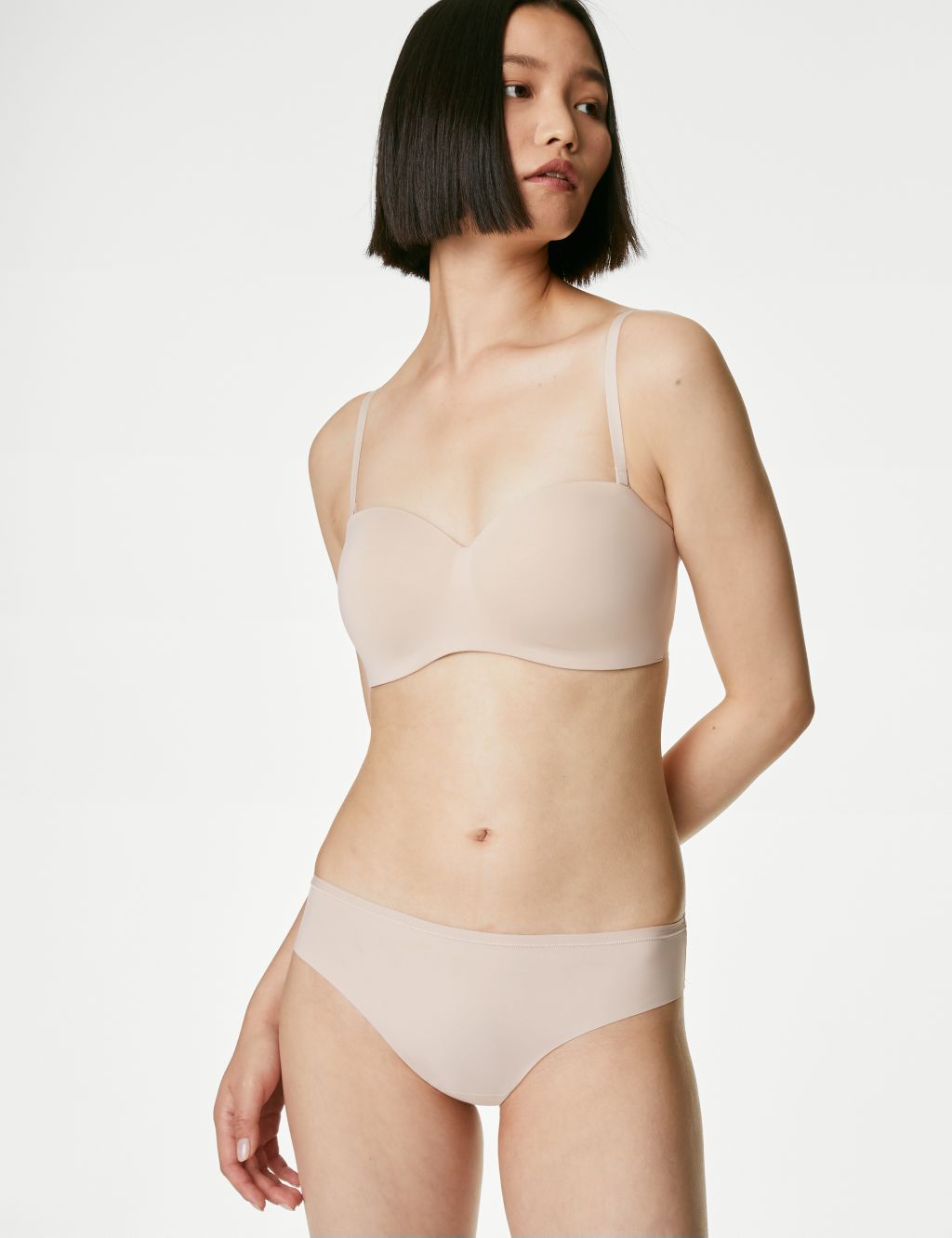 Padded Non Wired Multiway Bra A-E image 7