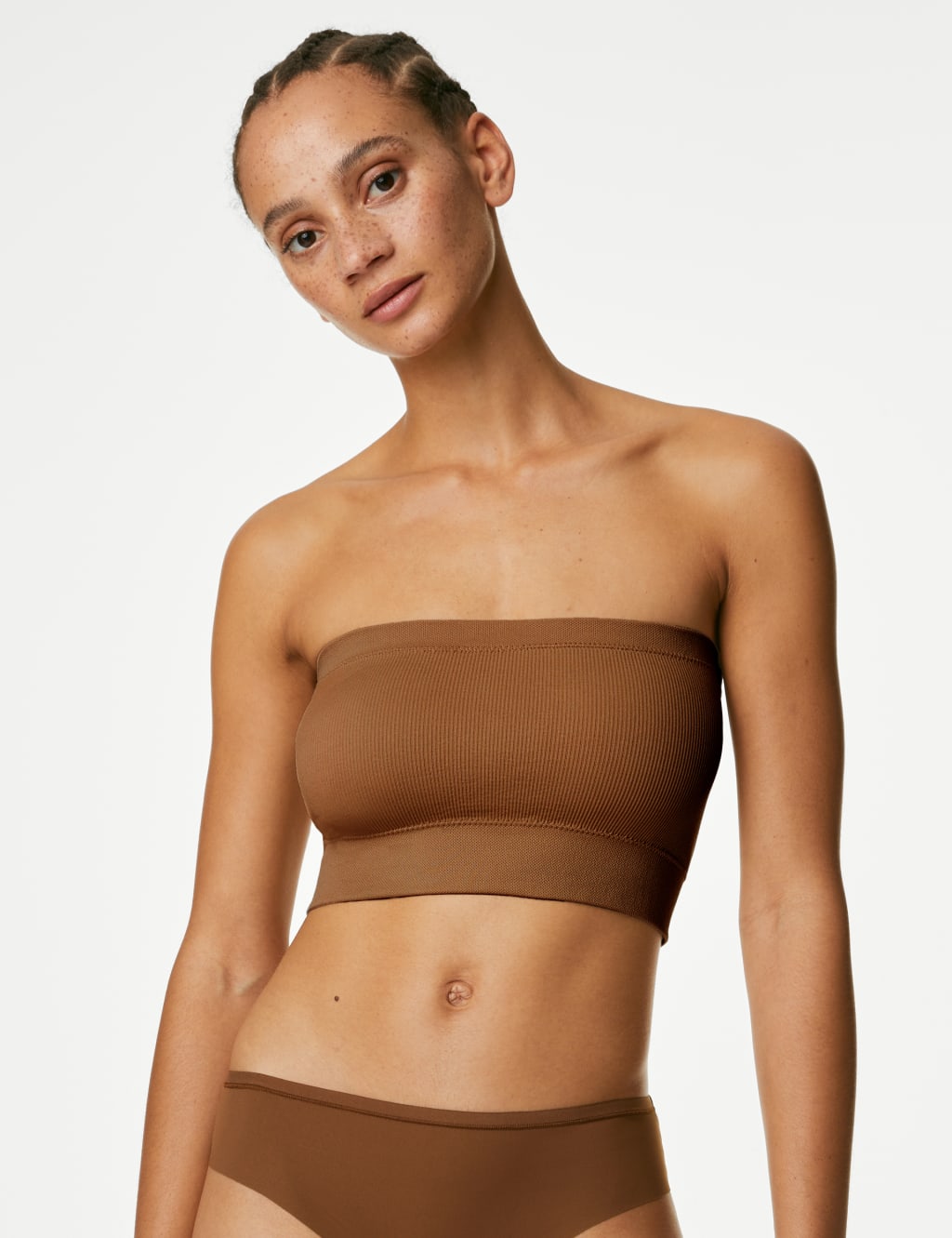 Seamless Non Wired Bandeau Bra image 1