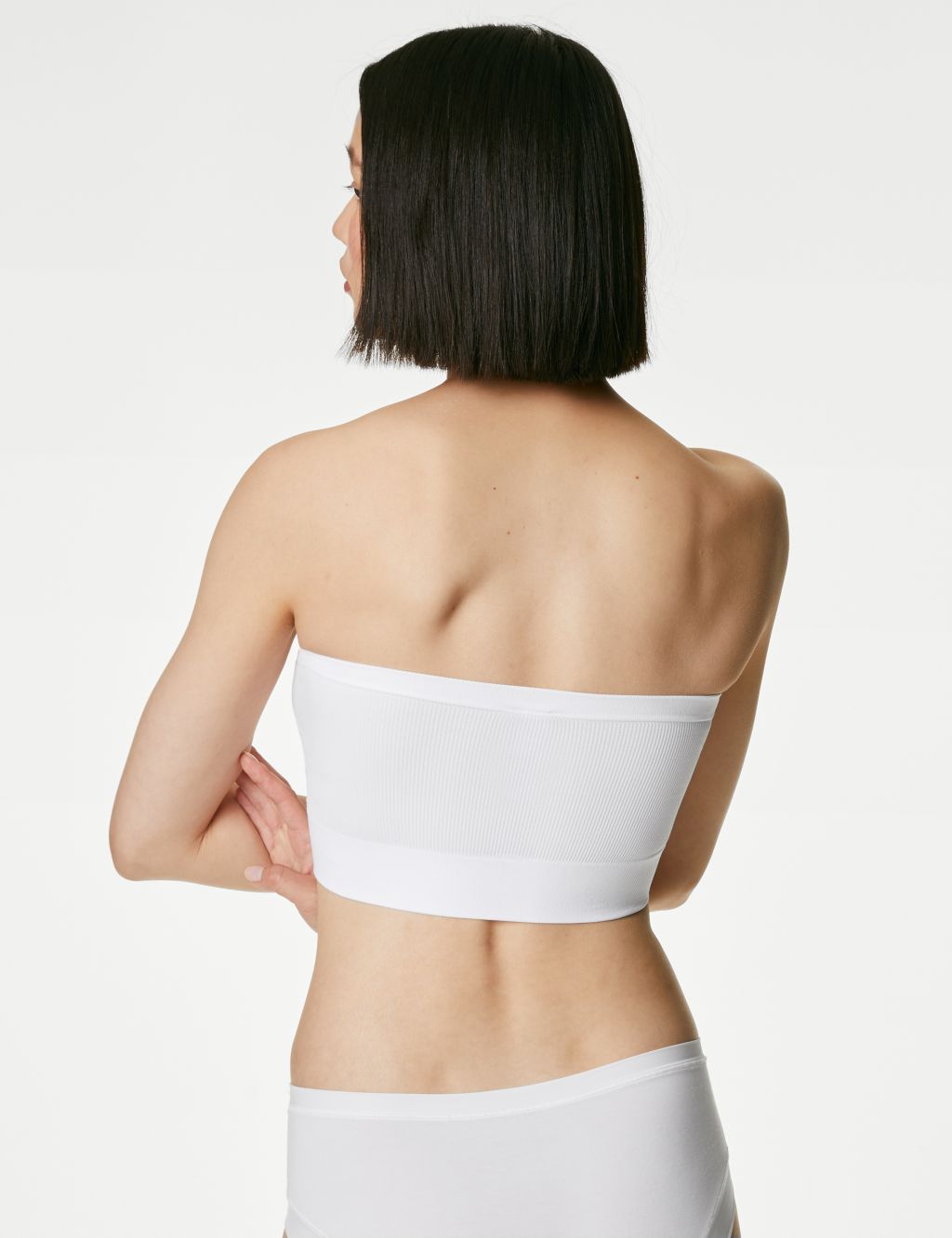 Seamless Non Wired Bandeau Bra image 4