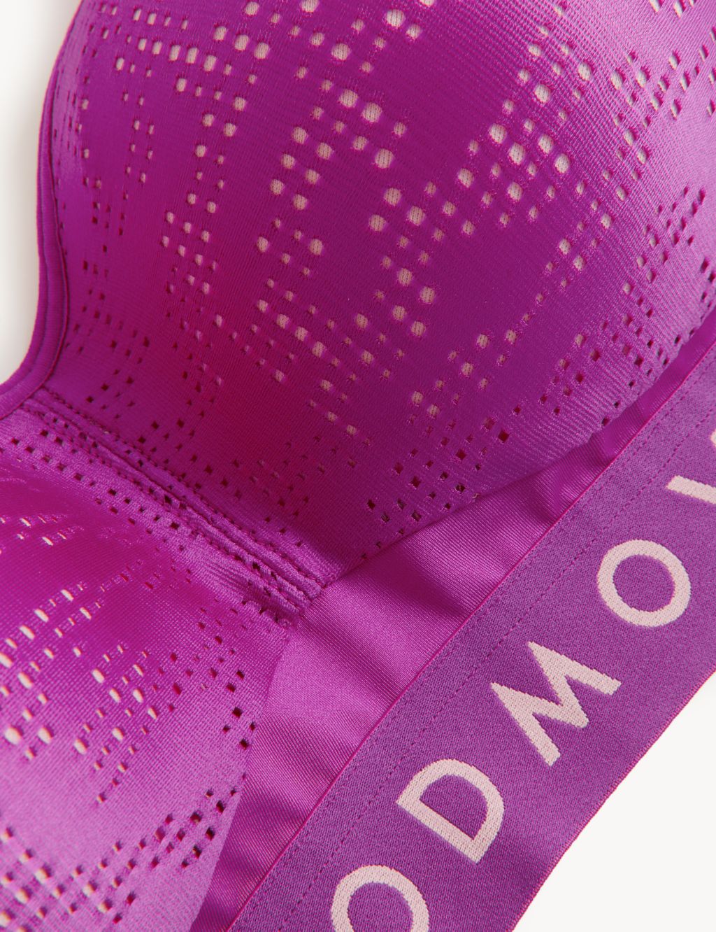 Freedom To Move Ultimate Support Sports Bra A-E image 5