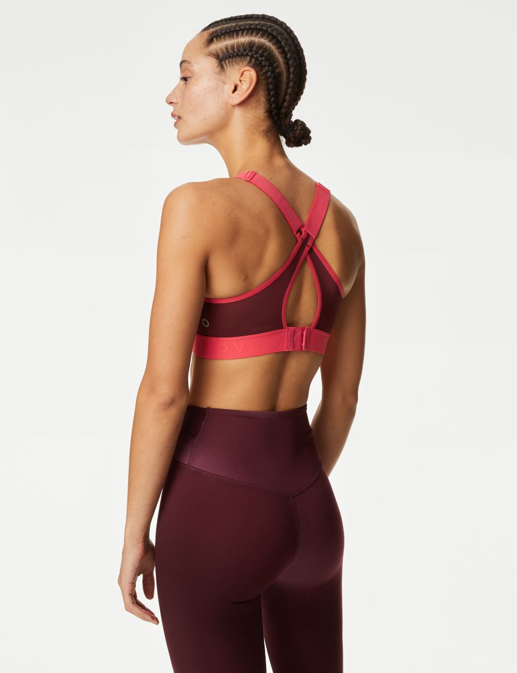 Freedom To Move Ultimate Support Sports Bra A-E image 5