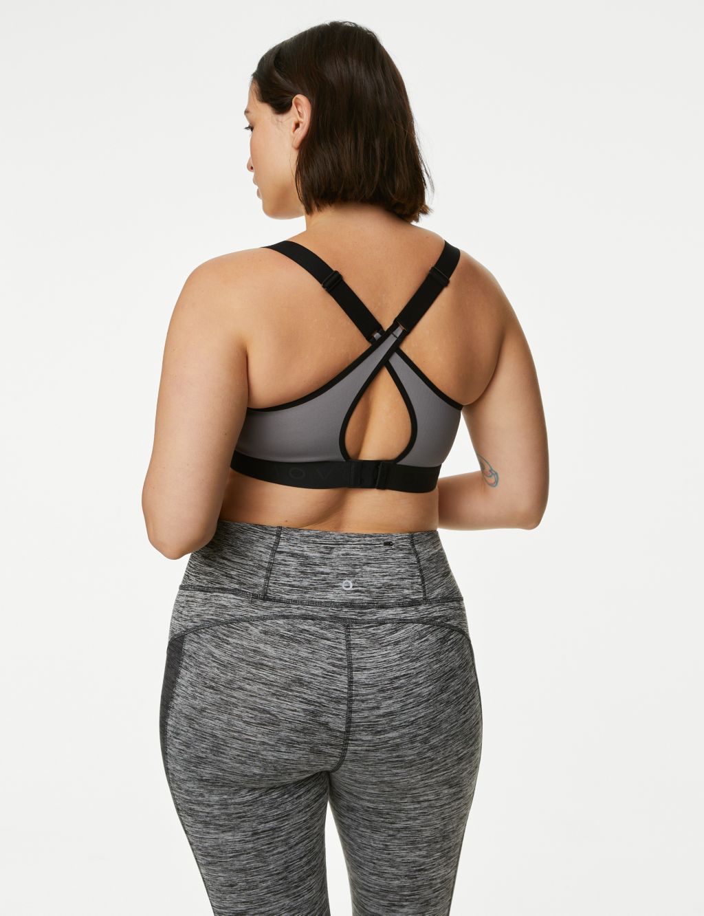 Freedom To Move Ultimate Support Sports Bra A-E image 3