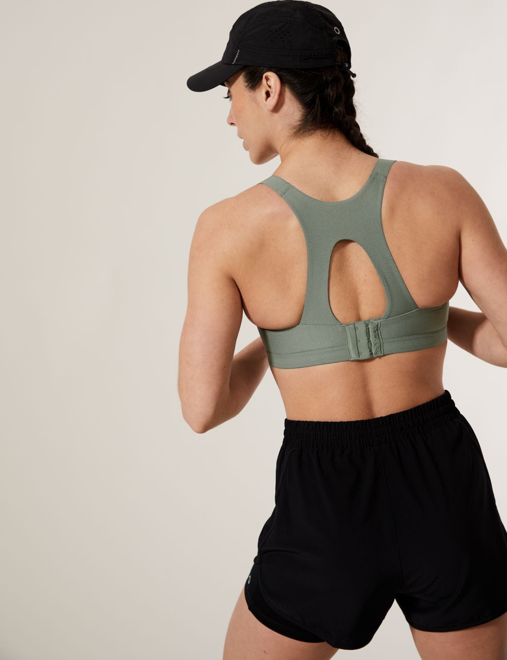 Ultimate Support Custom Fit Sports Bra A-E image 4