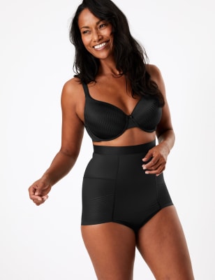 Gaine coupe &eacute;chancr&eacute;e &agrave; maintien ferme