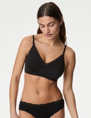 Marks and Spencer Women's Body Under Wired Padded Full Cup T-Shirt Bra,  Black, 32D at  Women's Clothing store