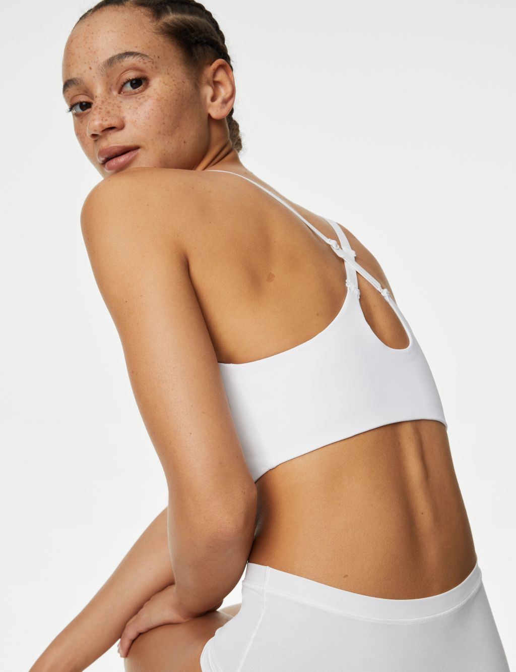 Flexifit™ Non Wired Full Cup Bra A-E image 2