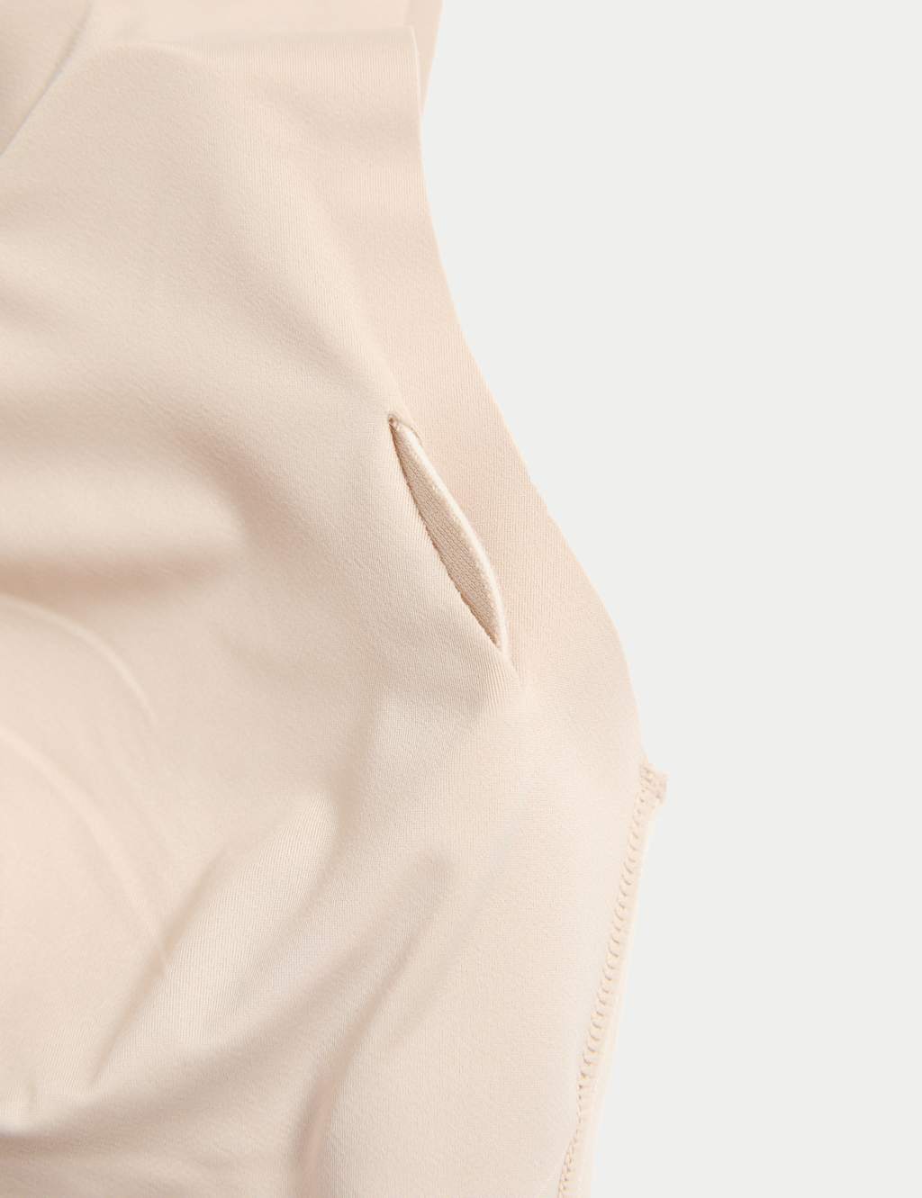 Flexifit™ Non Wired Crop Top image 6