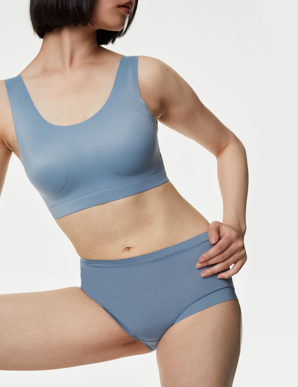 Flexifit™ Non Wired Crop Top image 6