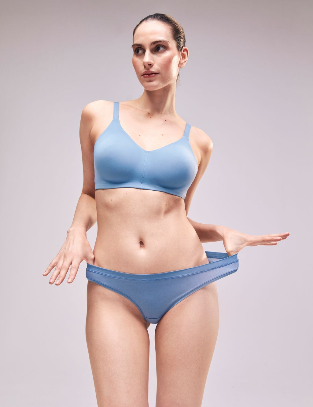 Flexifit™ Non Wired Full Cup Bra A-E image 9