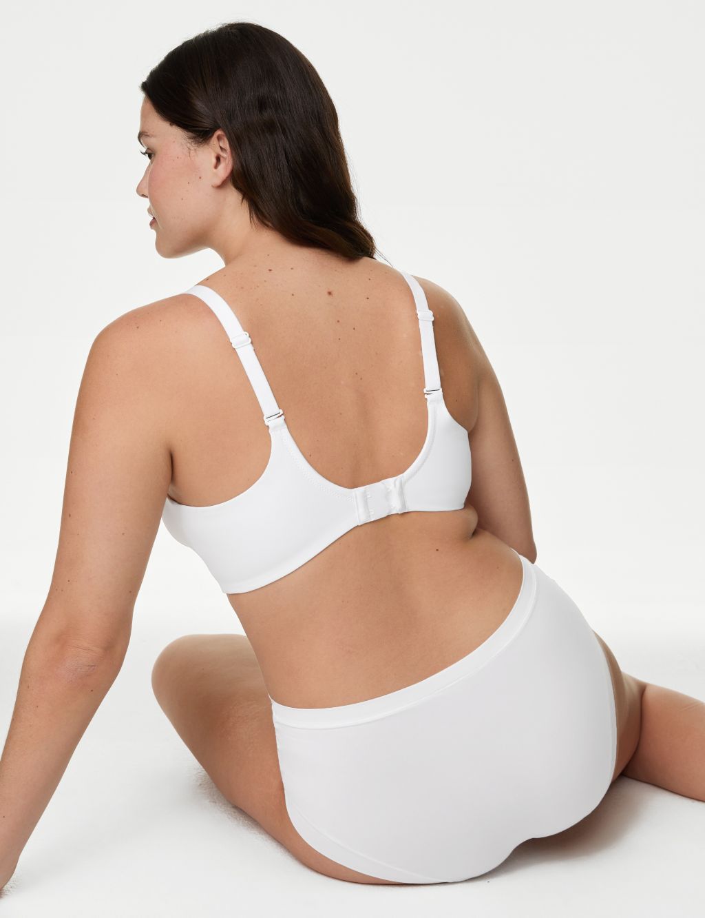 Flexifit™ Non Wired Full Cup Bra A-E image 5