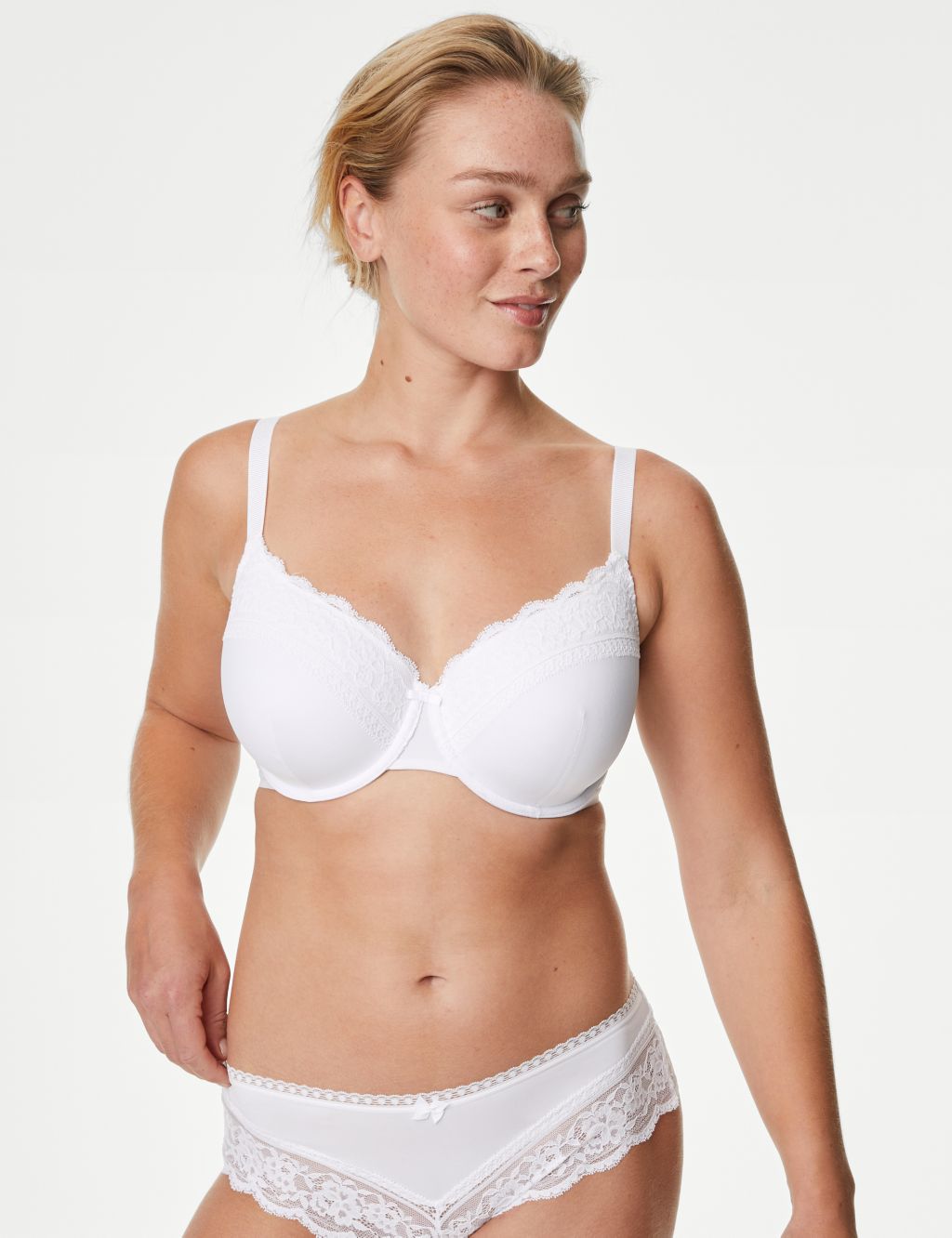 Lace Trim Padded Full Cup Bra A-E image 3