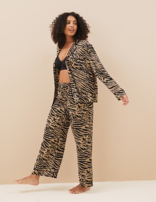 Dream Satin™ Zebra Revere Pyjama Set