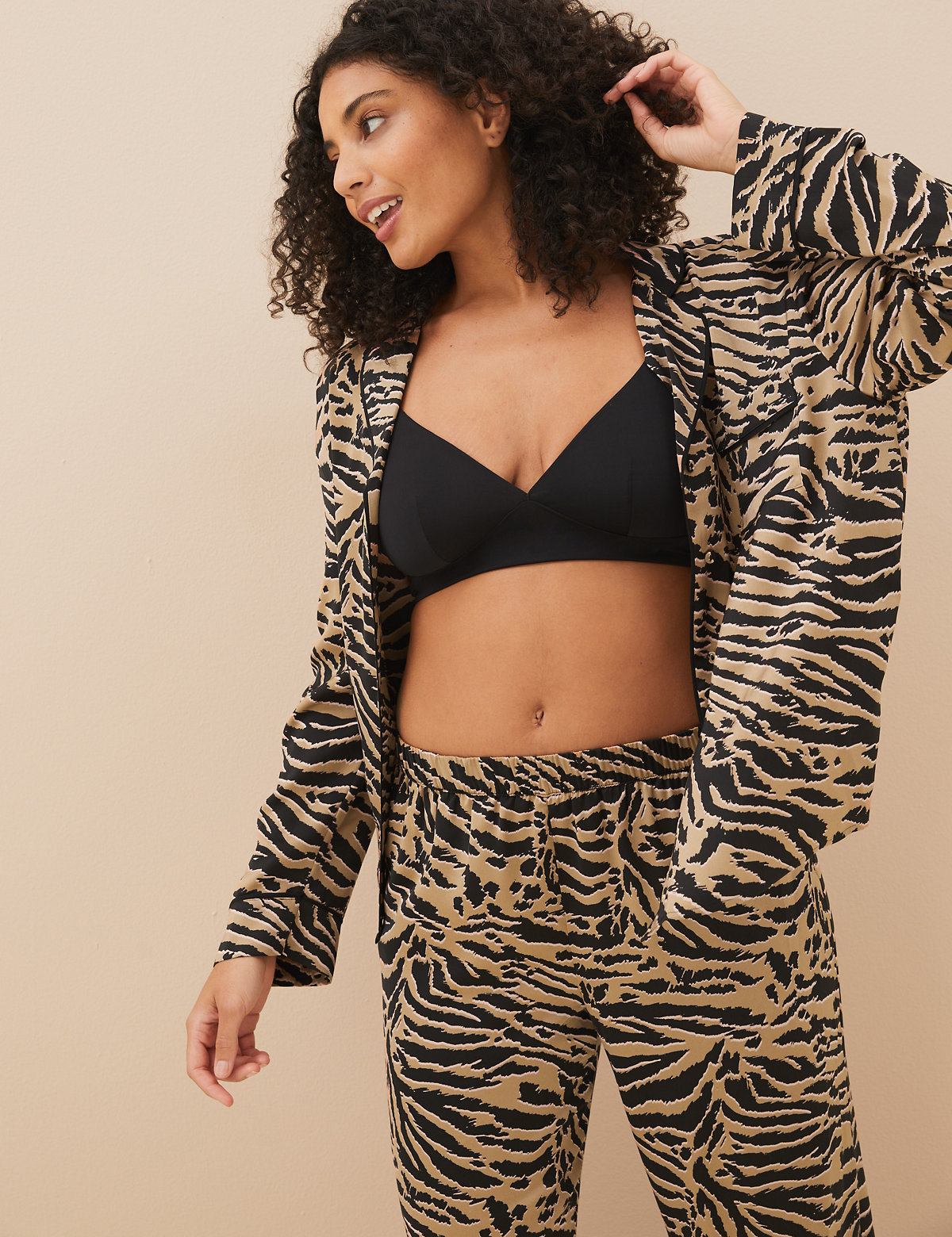 Dream Satin™ Zebra Revere Pyjama Set