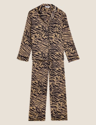 Dream Satin™ Zebra Revere Pyjama Set