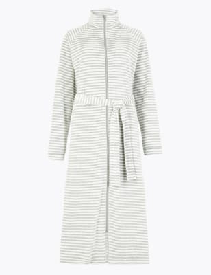 m&s dressing gown with zip