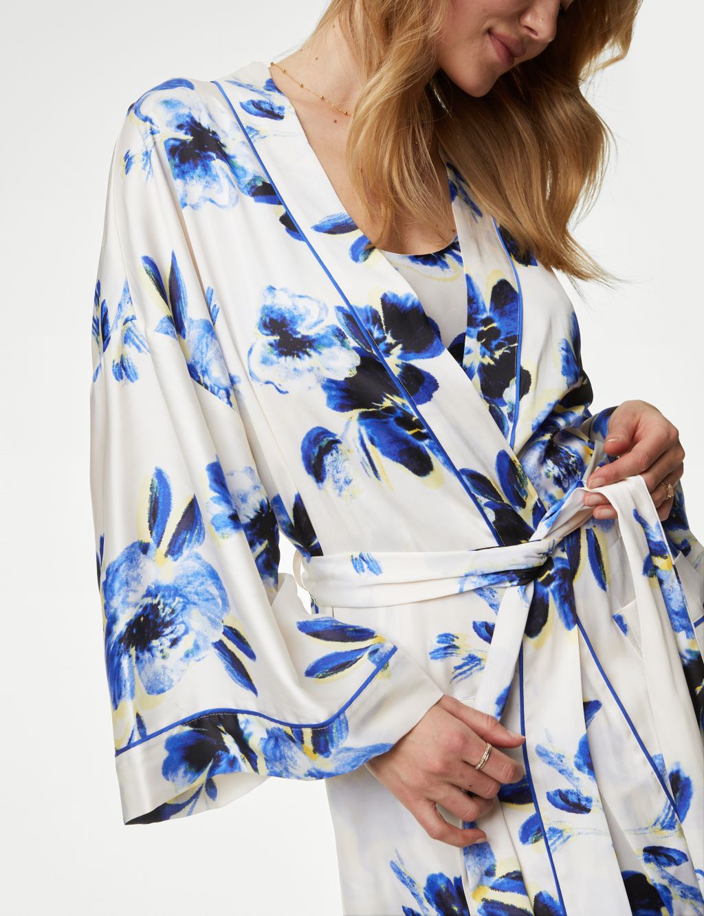 Satin Floral Wide Sleeve Wrap image 5