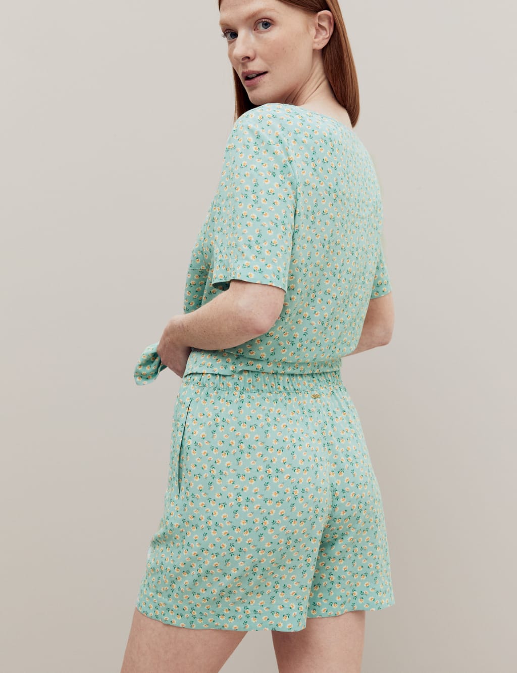 Floral Print Pyjama Shorts image 2