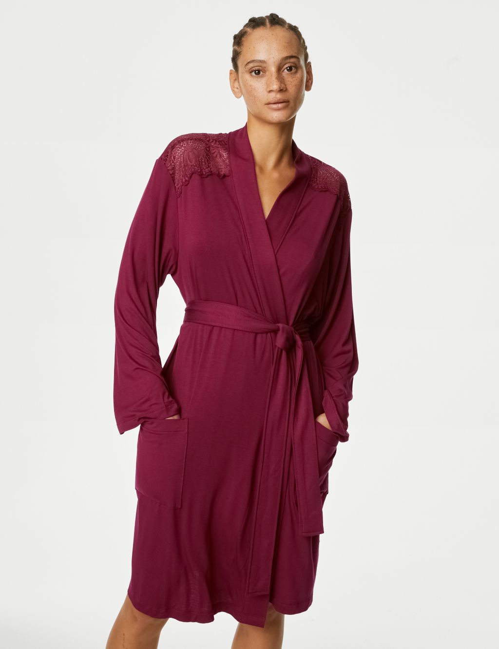 Body Soft™ Lace Detail Short Dressing Gown image 4