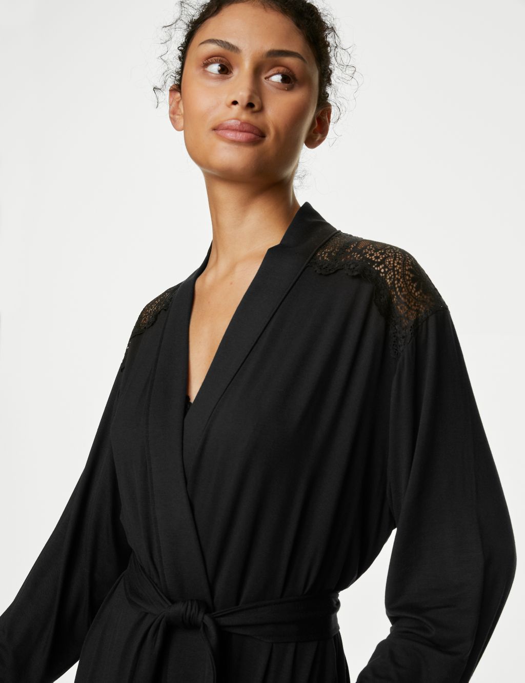 Body Soft™ Lace Detail Short Dressing Gown image 3