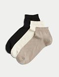 Kotníkové ponožky s&nbsp;háčkovaným vzorem a&nbsp;vysokým podílem bavlny, sada 3&nbsp;párů