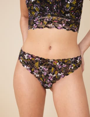 

Womens M&S Collection Free Cut Lace Floral Thong - Black Mix, Black Mix