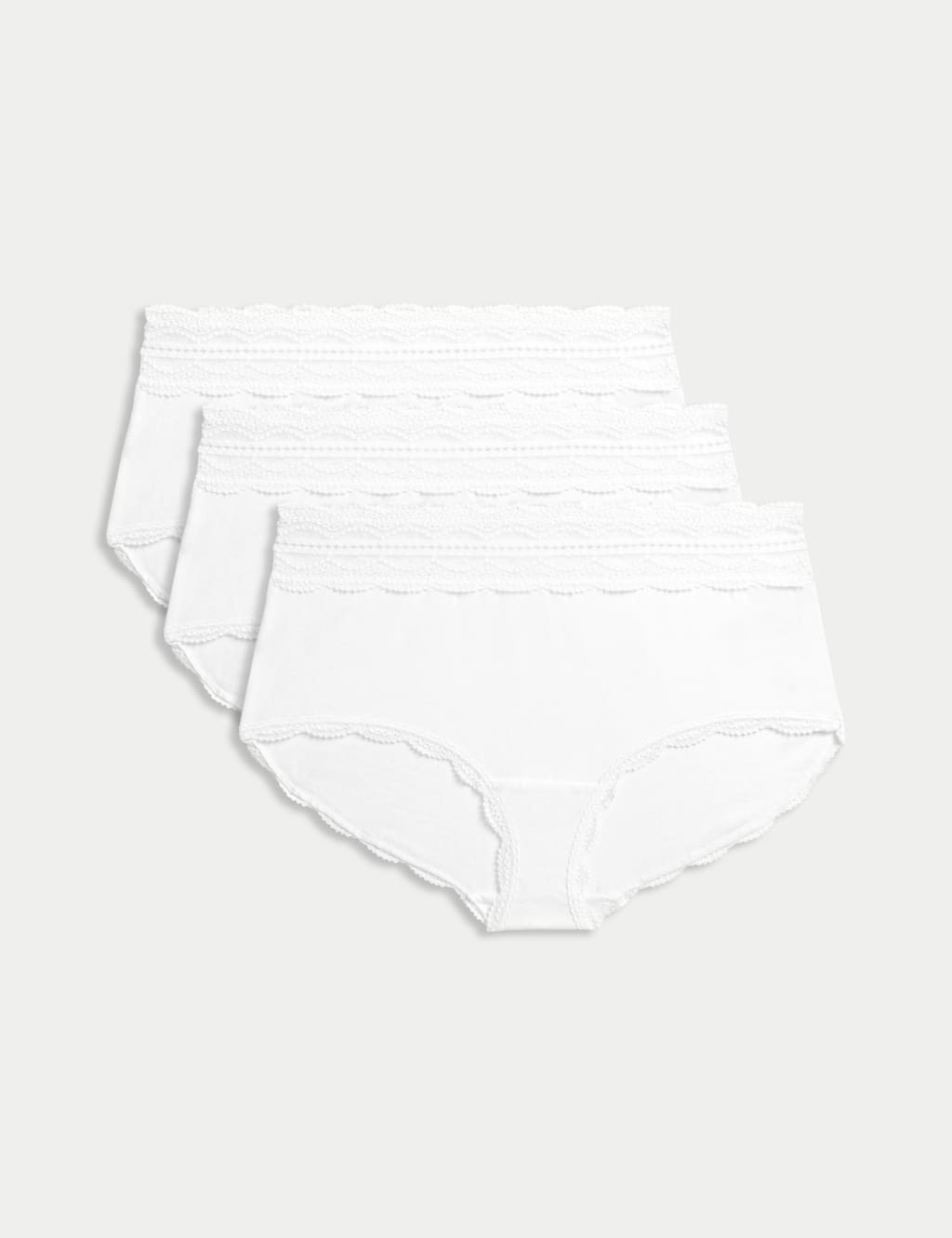 3 Pack Ladies Cotton Stretch Comfort Full Maxi Briefs Seamless Knickers  Plus Size Underwear Seam Free UK 12 - 30 (White, 10-12) : :  Fashion