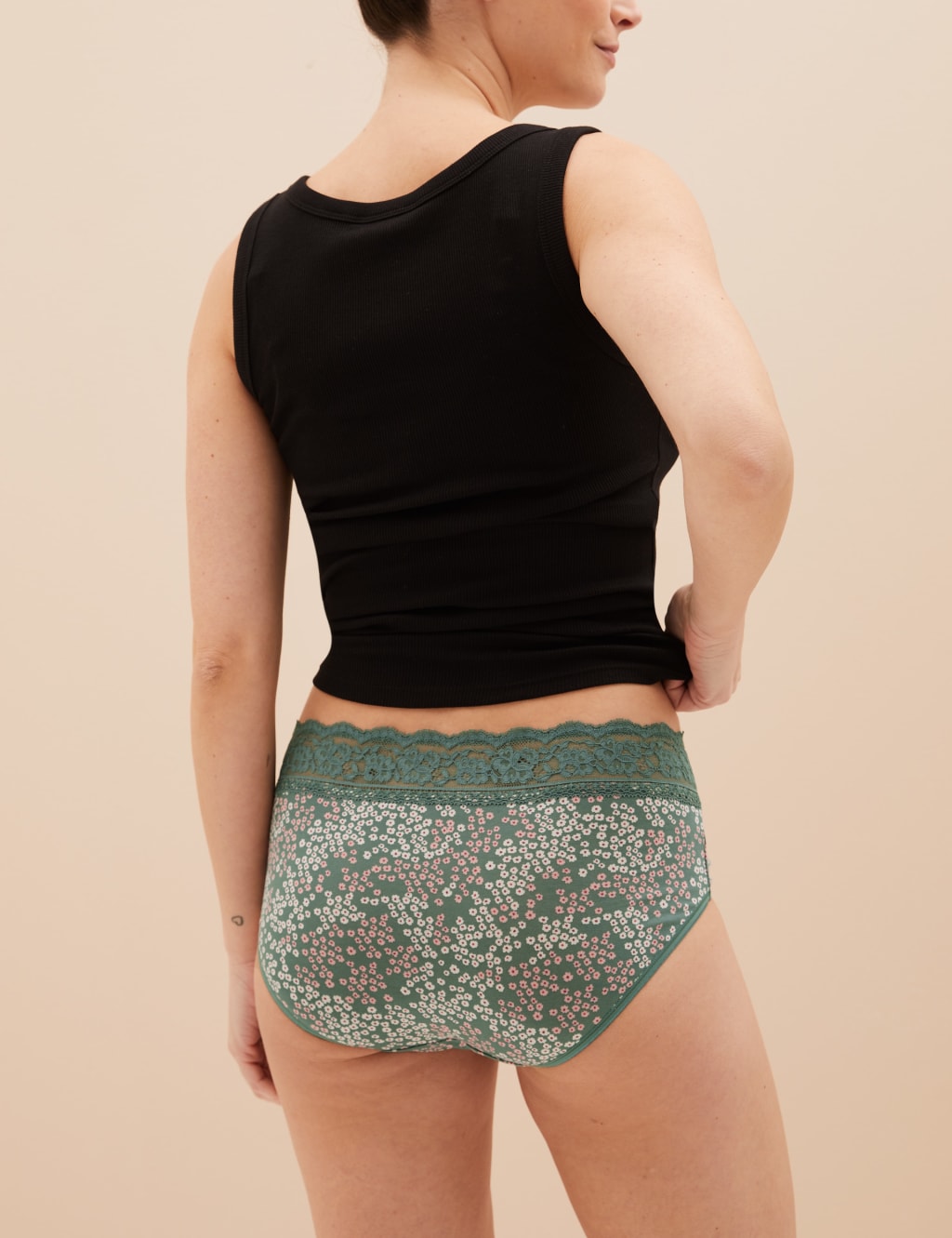 5pk Cotton Rich Printed High Rise Shorts image 3