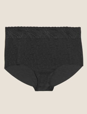 Culotte embo&icirc;tante sans coutures apparentes