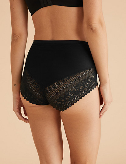 Sumptuously Soft™ Lace Full Briefs
