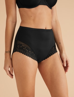 Culotte embo&icirc;tante ultra-douce, orn&eacute;e de dentelle