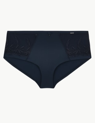 Short taille haute &agrave; motif brod&eacute;