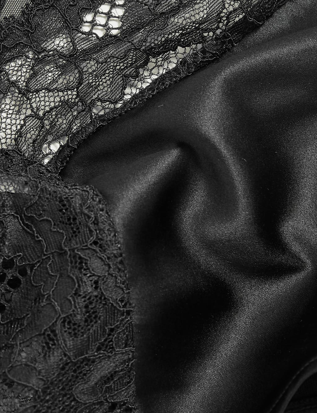 Silk & Lace High Leg Knickers image 5
