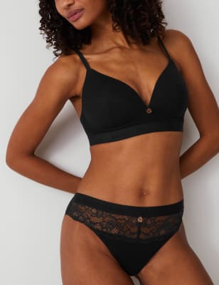 Buy Marks & Spencer Flexifit Non Wired Push Up Plunge Bra In Black