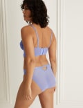 Hoch geschnittene Slips mit hoch ausgeschnittenem Bein „Linea“
