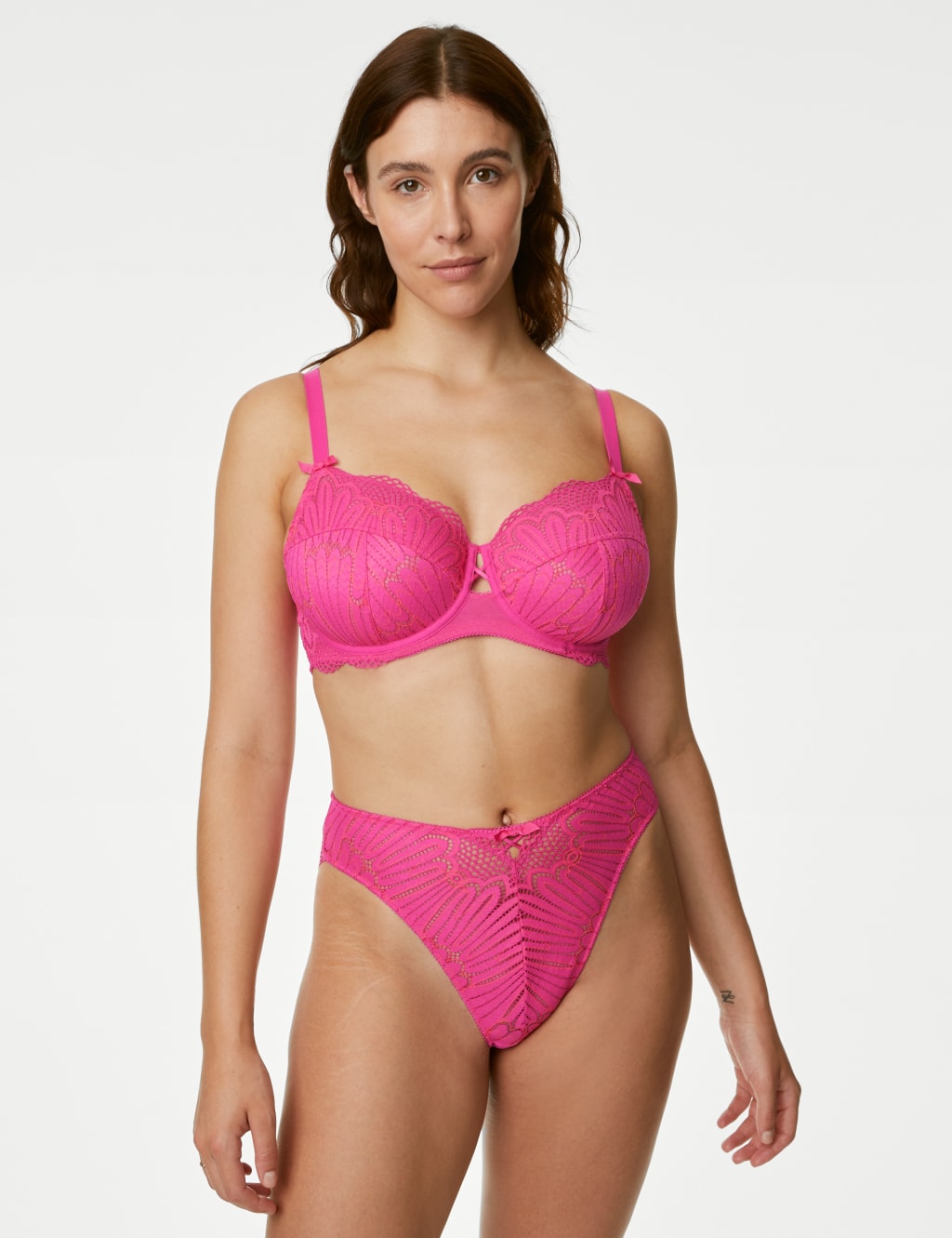 Nova Lace High Waisted High Leg Knickers image 1