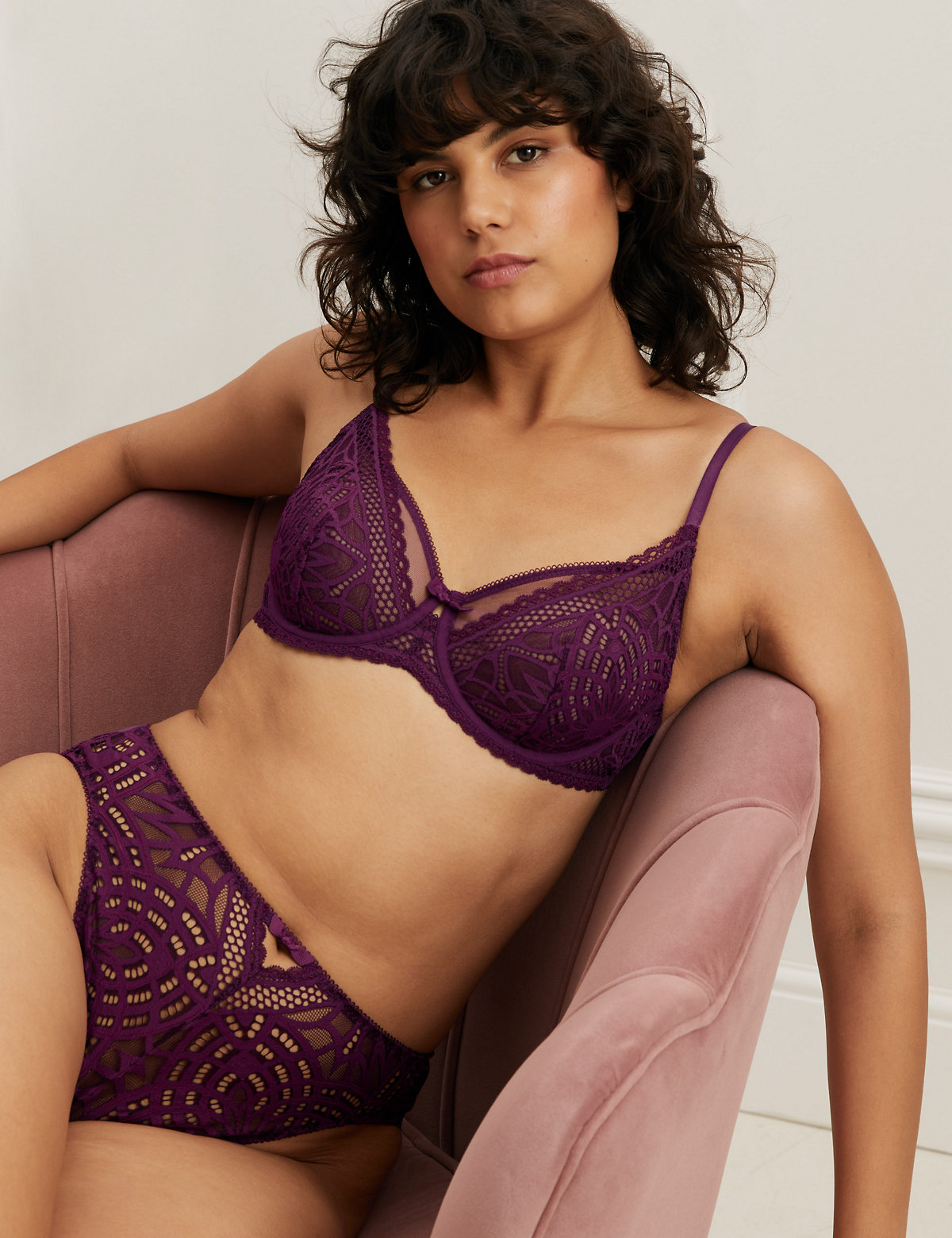 Joy Lace Wired Full Cup Bra A-E