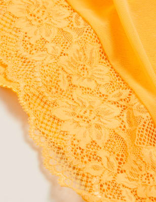 

B by Boutique Braguitas de corte alto con encaje MeiaWomens - Yellow, Yellow