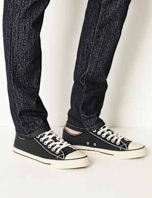 Ballerines en toile &agrave; lacets