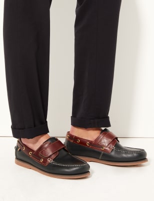 Chaussures bateau en cuir &agrave; bande auto-agrippante, dot&eacute;es de la technologie Freshfeet&trade;