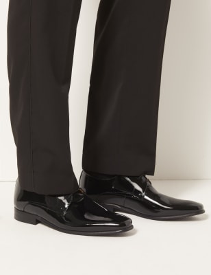 Chaussures en cuir &agrave; lacets