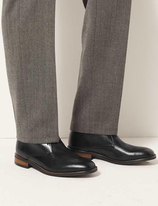 Leather Lace-up Chukka Boots