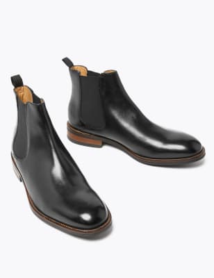 wide toe chelsea boot