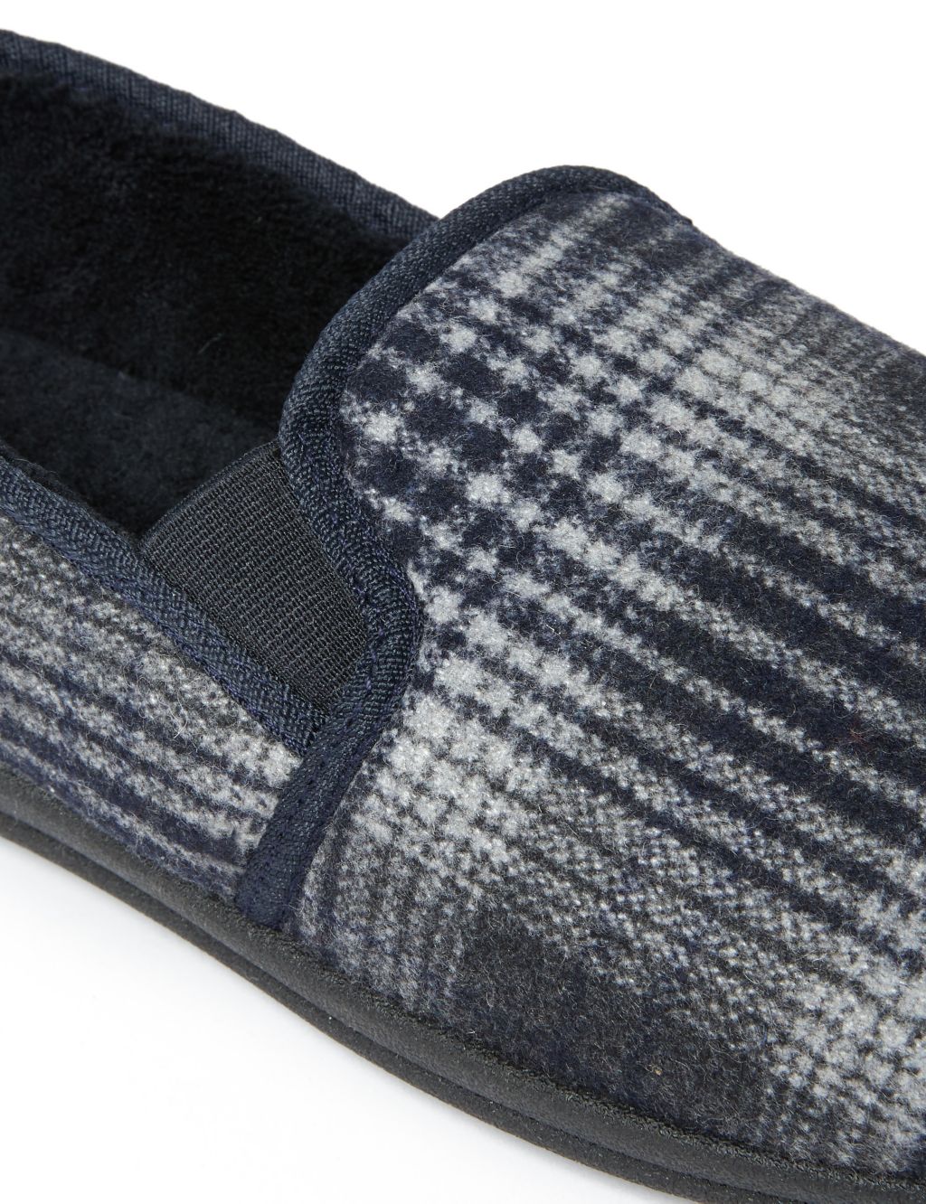 Fleece Lined Slippers with Freshfeet™ image 4
