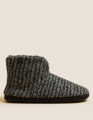 Marks and best sale spencer slipper boots