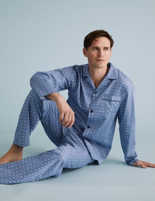 mens pyjama shirt and bottoms