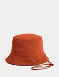 Ripstopový klobouk typu bucket s&nbsp;technologií Stormwear™