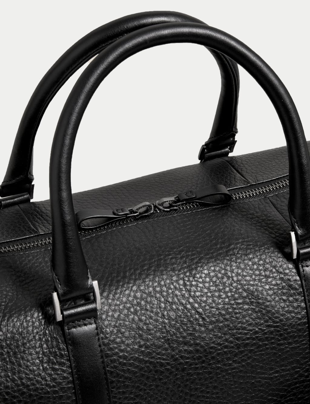 Leather Weekend Bag image 4