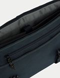 Pro-Tect™-Schultertasche aus recyceltem Polyester